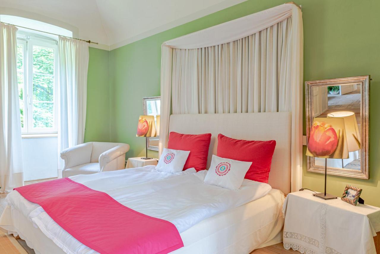Svastics Kuria Hotel Szentgalosker Екстериор снимка