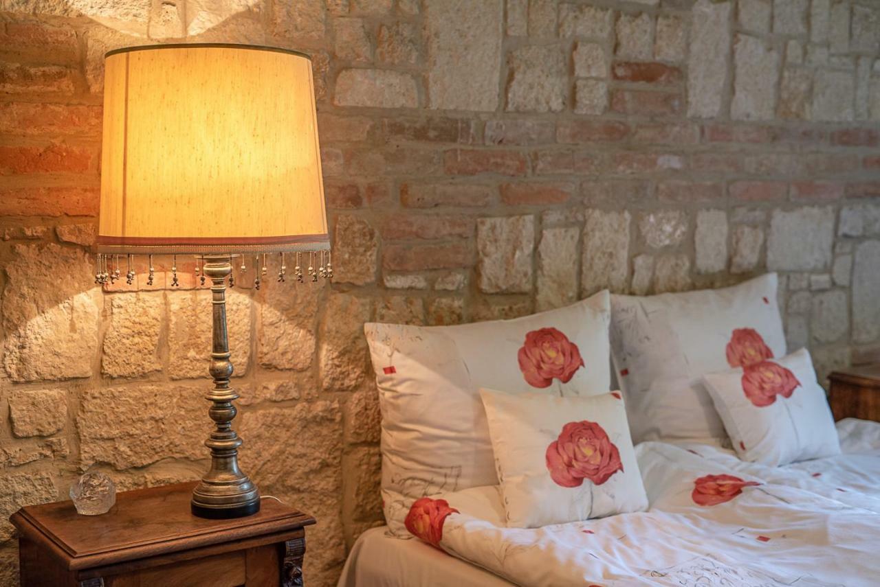 Svastics Kuria Hotel Szentgalosker Екстериор снимка